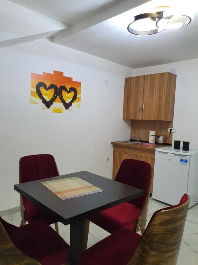 Apartmani Parice Нови пазар Екстериор снимка